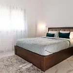 شقة Kozakos